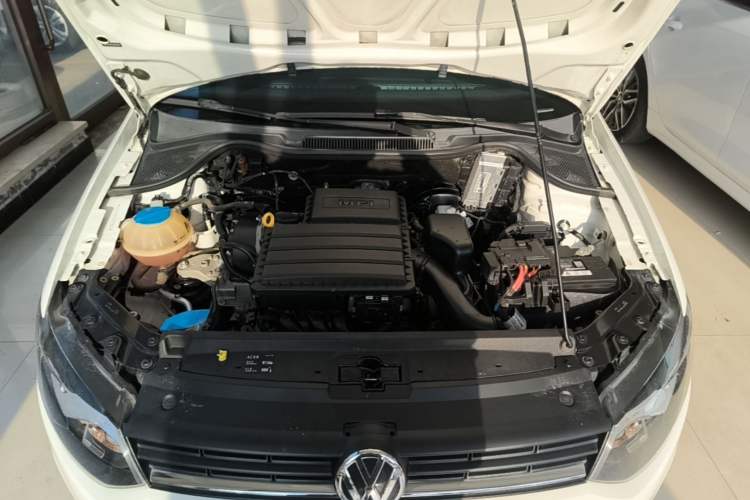 Used Volkswagen Polo 2016 1.4L Automatic Trendy Model Engine Bay