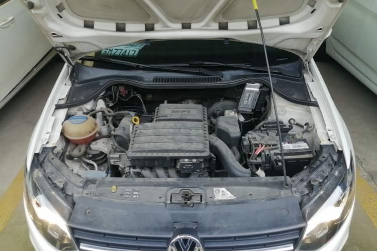 Used Volkswagen Polo 2016 1.4L Automatic Trendy Model Engine Bay