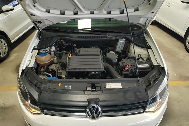 Used Volkswagen Polo 2016 1.6L Automatic Comfort Model Engine Bay