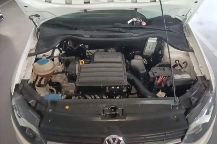 Used Volkswagen Polo 2016 1.4L Automatic Trendy Model Engine Bay