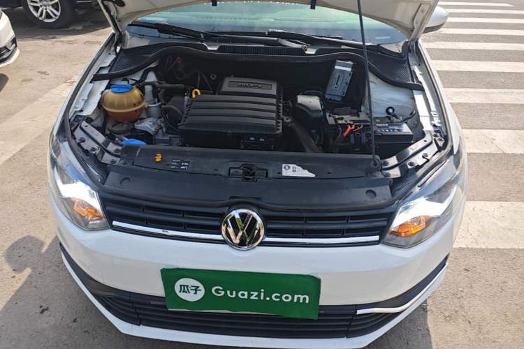 Used Volkswagen Polo 2016 1.4L Manual Fashion Model Engine Bay