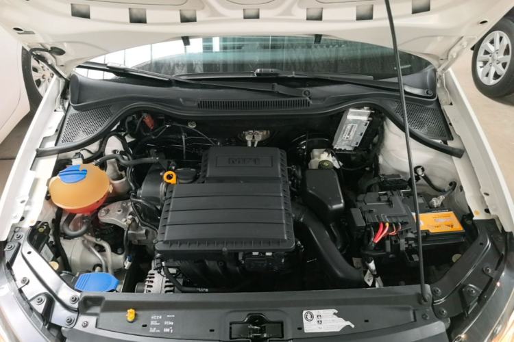 Used Volkswagen Polo 2016 1.6L Automatic Comfort Model Engine Bay