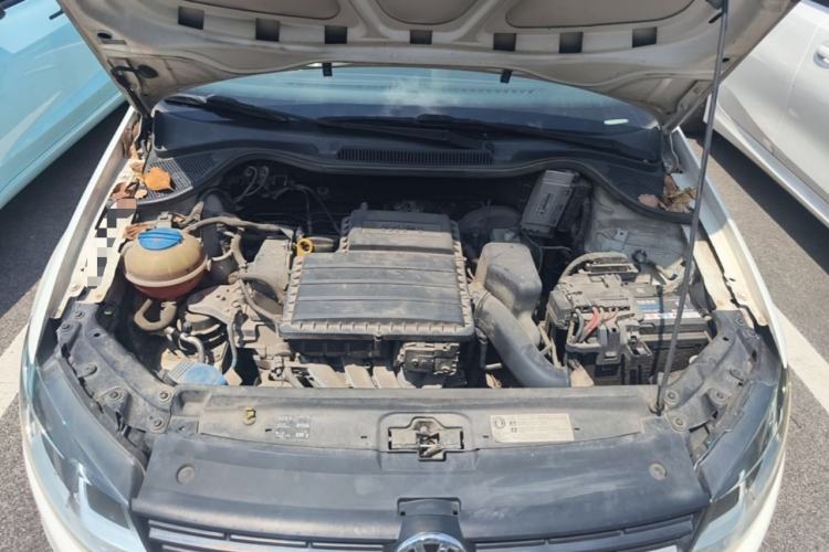 Used Volkswagen Polo 2016 1.6L Automatic Comfort Model Engine Bay