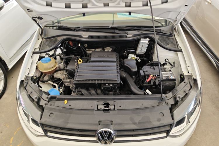 Used Volkswagen Polo 2016 1.6L Automatic Comfort Model Engine Bay