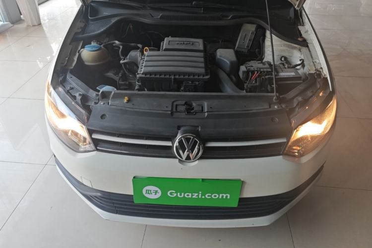 Used Volkswagen Polo 2016 1.4L Manual Fashion Model Engine Bay