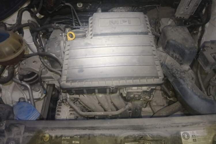 Used Volkswagen Polo 2016 1.4L Manual Fashion Model Engine Bay