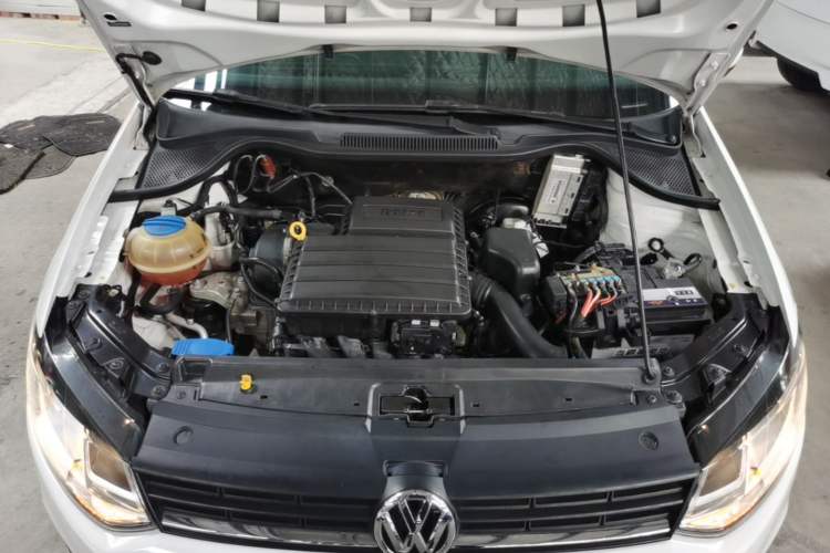 Used Volkswagen Polo 2016 1.6L Automatic Comfort Model Engine Bay