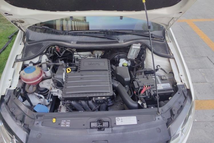 Used Volkswagen Polo 2016 1.6L Automatic Comfort Model Engine Bay