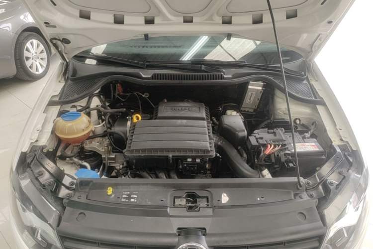 Used Volkswagen Polo 2016 1.4L Automatic Trendy Model Engine Bay