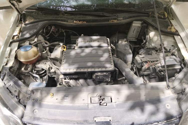 Used Volkswagen Polo 2016 1.4L Automatic Trendy Model Engine Bay