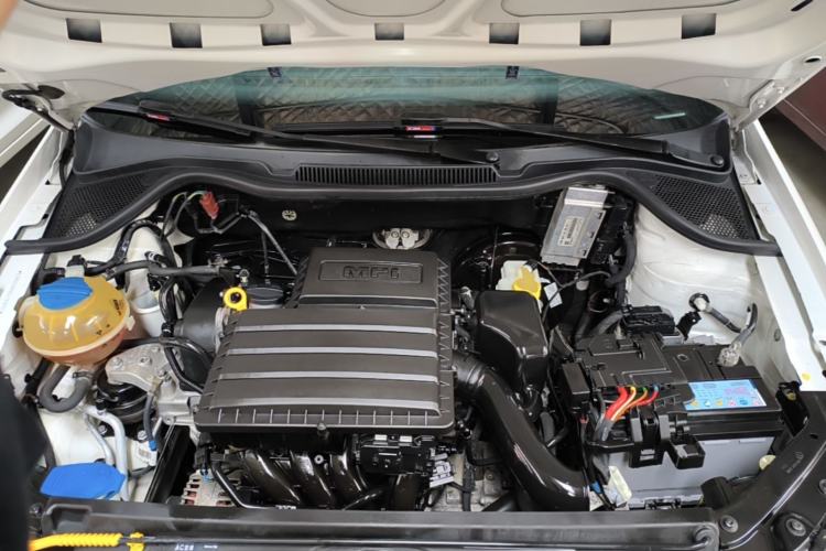 Used Volkswagen Polo 2016 1.6L Automatic Comfort Model Engine Bay
