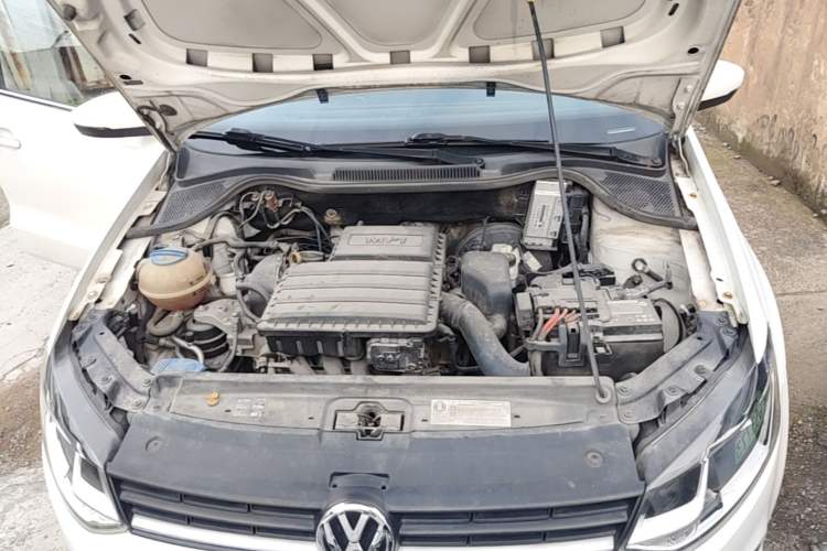 Used Volkswagen Polo 2016 1.6L Automatic Comfort Model Engine Bay