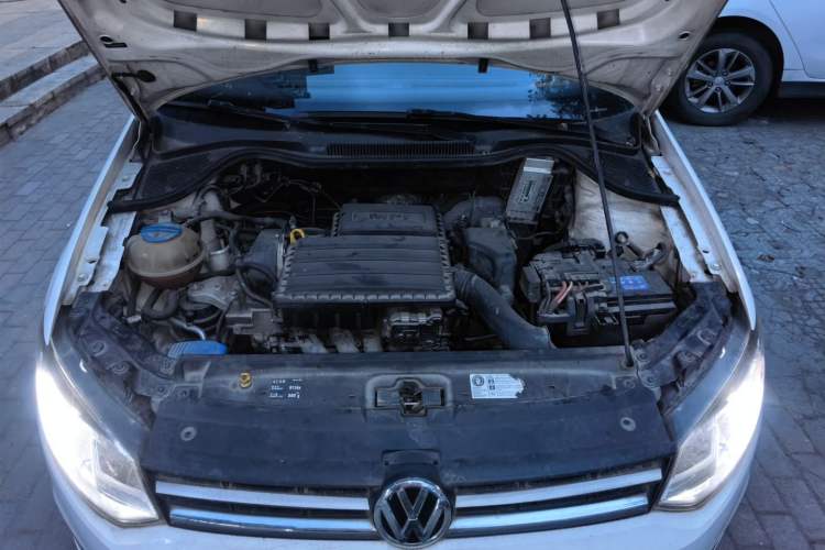 Used Volkswagen Polo 2016 1.6L Automatic Comfort Model Engine Bay