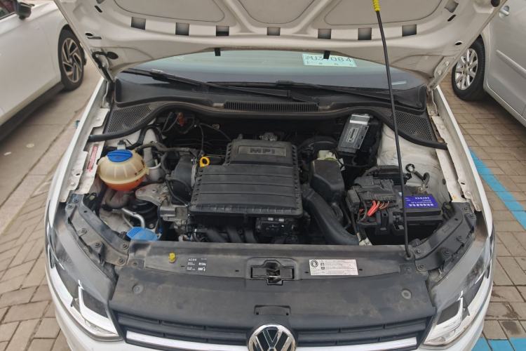Used Volkswagen Polo 2016 1.6L Automatic Comfort Model Engine Bay