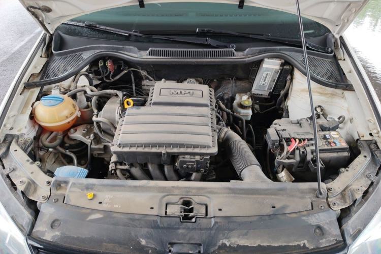 Used Volkswagen Polo 2016 1.4L Manual Fashion Model Engine Bay