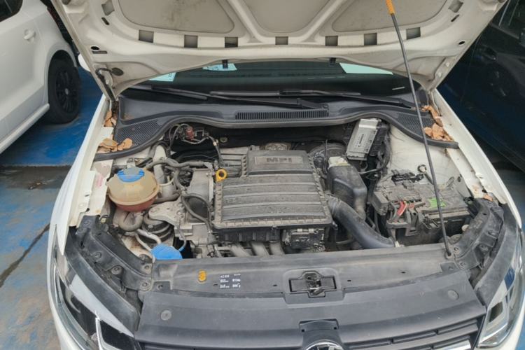 Used Volkswagen Polo 2016 1.6L Automatic Comfort Model Engine Bay
