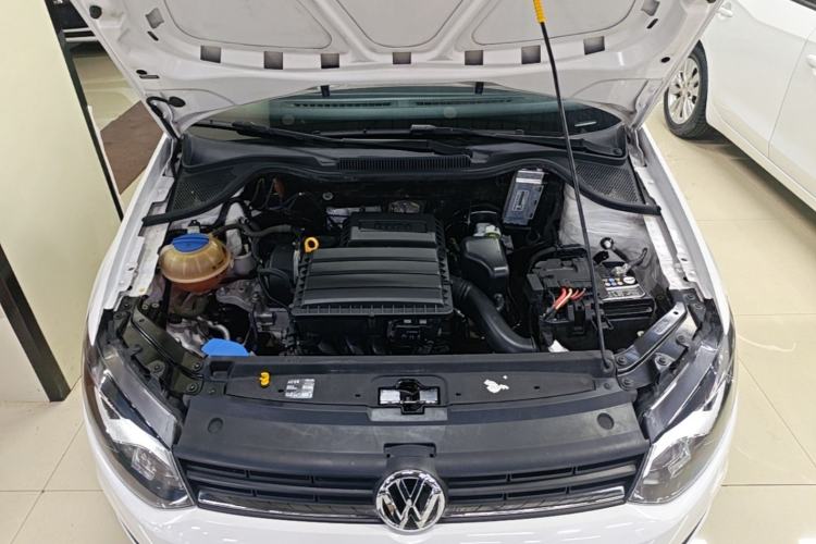 Used Volkswagen Polo 2016 1.4L Automatic Trendy Model Engine Bay