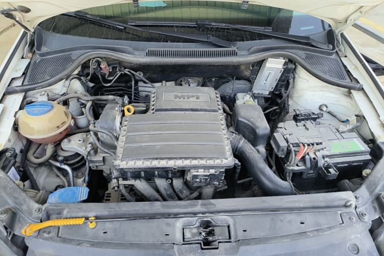 Used Volkswagen Polo 2016 1.6L Automatic Comfort Model Engine Bay