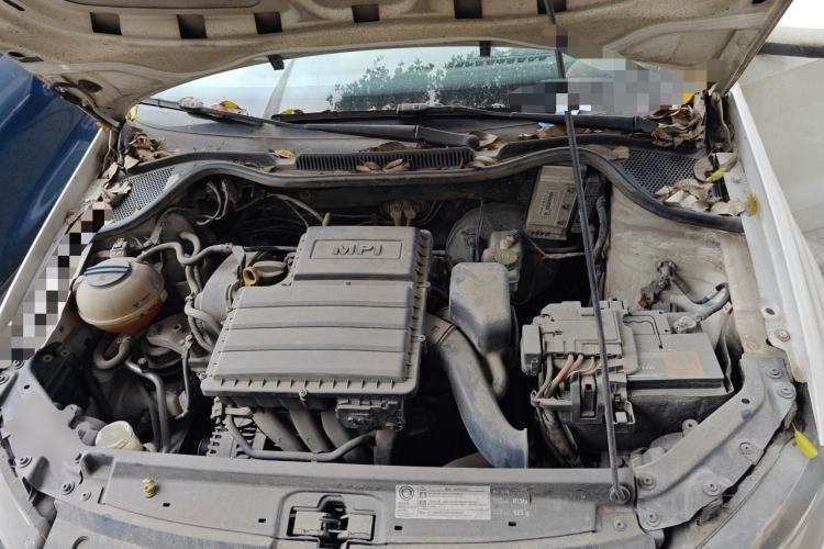 Used Volkswagen Polo 2016 1.4L Manual Fashion Model Engine Bay