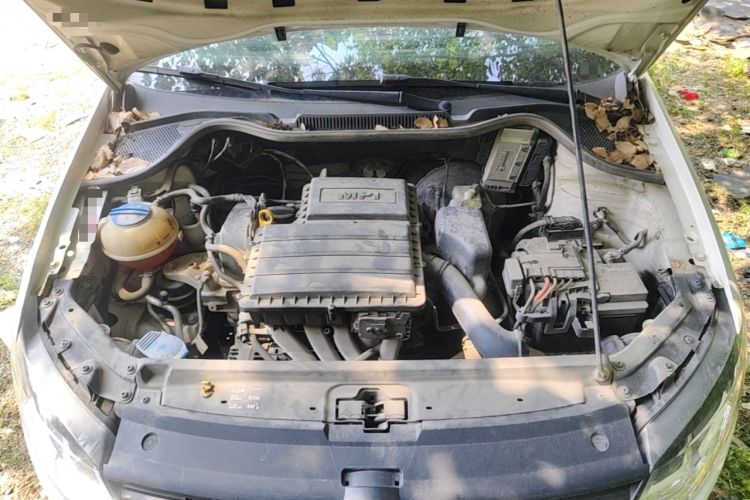 Used Volkswagen Polo 2016 1.6L Automatic Comfort Model Engine Bay