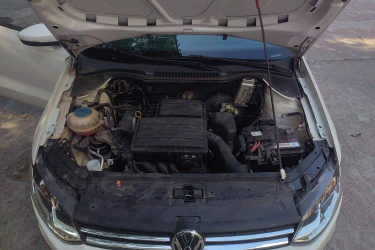 Used Volkswagen Polo 2016 1.6L Automatic Comfort Model Engine Bay