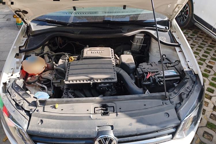 Used Volkswagen Polo 2016 1.4L Manual Fashion Model Engine Bay