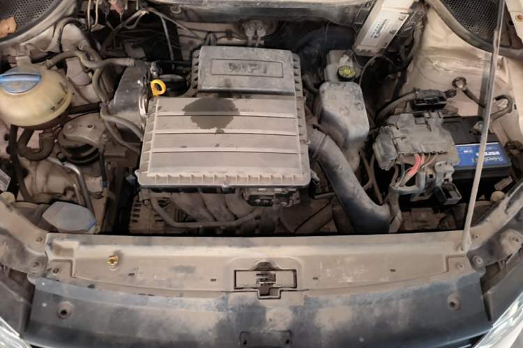 Used Volkswagen Polo 2016 1.6L Automatic Comfort Model Engine Bay