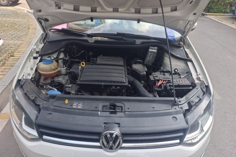 Used Volkswagen Polo 2016 1.6L Automatic Comfort Model Engine Bay