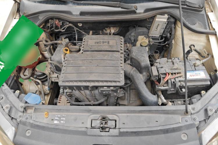 Used Volkswagen Polo 2016 1.4L Manual Fashion Model Engine Bay