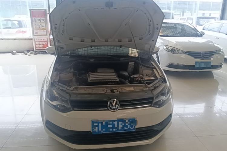 Used Volkswagen Polo 2016 1.4L Automatic Trendy Model Engine Bay