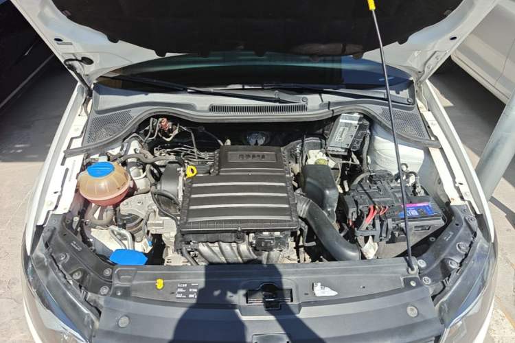 Used Volkswagen Polo 2016 1.4L Automatic Trendy Model Engine Bay