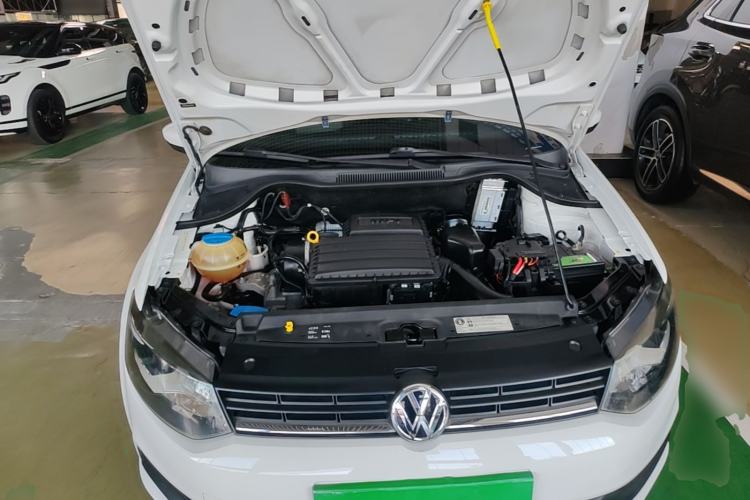 Used Volkswagen Polo 2016 1.4L Automatic Trendy Model Engine Bay