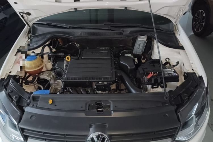 Used Volkswagen Polo 2016 1.6L Automatic Comfort Model Engine Bay