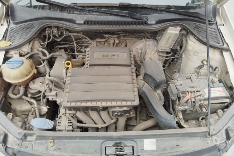 Used Volkswagen Polo 2016 1.4L Manual Fashion Model Engine Bay