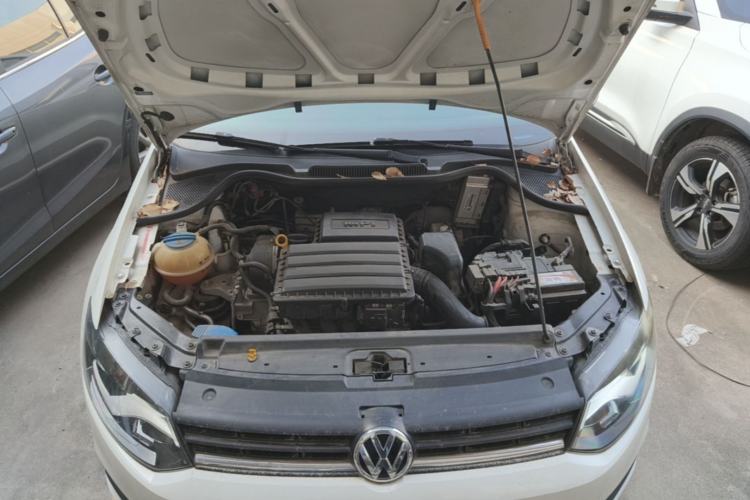 Used Volkswagen Polo 2016 1.4L Automatic Trendy Model Engine Bay