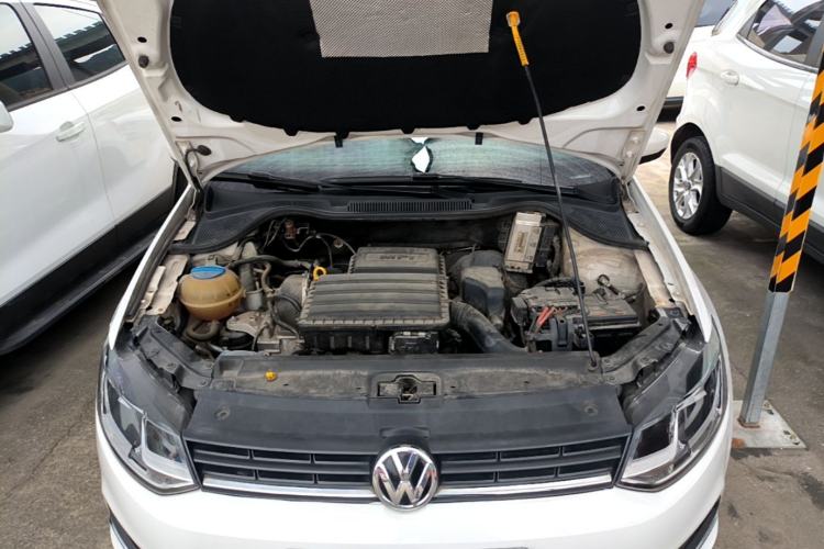 Used Volkswagen Polo 2016 1.6L Automatic Comfort Model Engine Bay