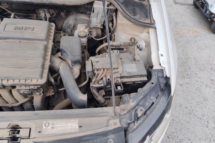 Used Volkswagen Polo 2016 1.6L Automatic Comfort Model Engine Bay Left