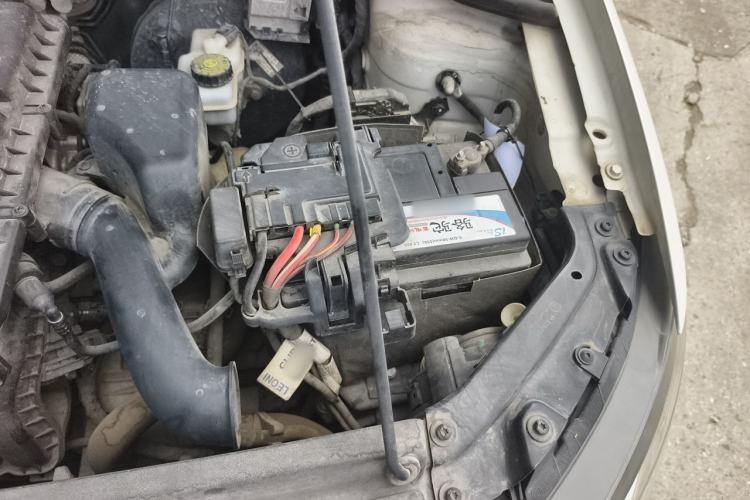 Used Volkswagen Polo 2016 1.6L Automatic Comfort Model Engine Bay Left
