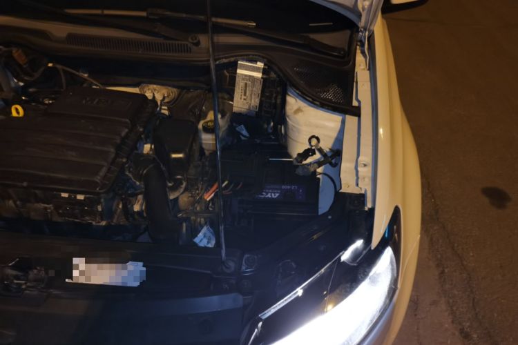 Used Volkswagen Polo 2016 1.4L Automatic Trendy Model Engine Bay Left