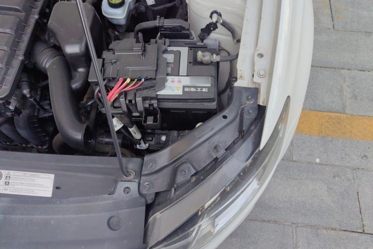 Used Volkswagen Polo 2016 1.6L Automatic Comfort Model Engine Bay Left