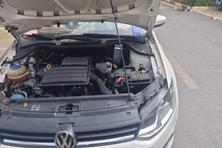 Used Volkswagen Polo 2016 1.6L Automatic Comfort Model Engine Bay Left