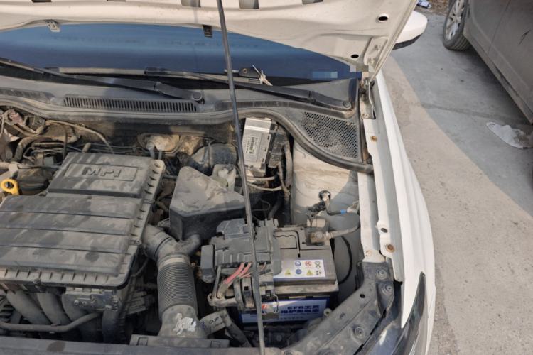 Used Volkswagen Polo 2016 1.4L Manual Fashion Model Engine Bay Left