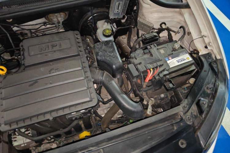 Used Volkswagen Polo 2016 1.6L Automatic Comfort Model Engine Bay Left