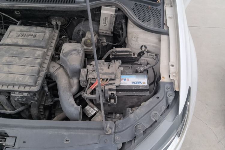 Used Volkswagen Polo 2016 1.6L Automatic Comfort Model Engine Bay Left