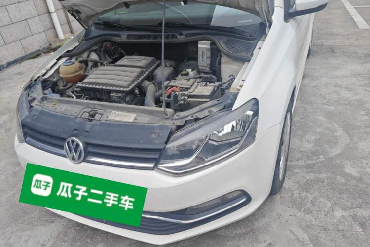 Used Volkswagen Polo 2016 1.6L Automatic Comfort Model Engine Bay Left