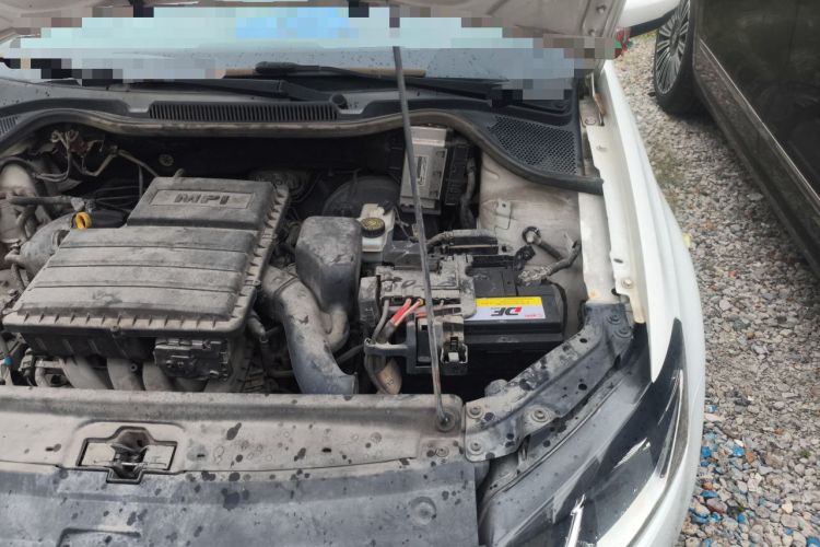 Used Volkswagen Polo 2016 1.6L Automatic Luxury Model Engine Bay Left