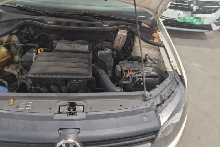 Used Volkswagen Polo 2016 1.4L Automatic Trendy Model Engine Bay Left