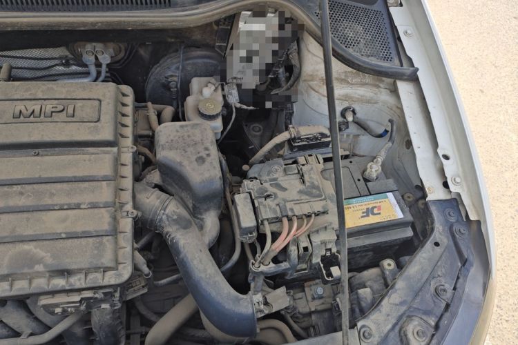 Used Volkswagen Polo 2016 1.4L Automatic Trendy Model Engine Bay Left