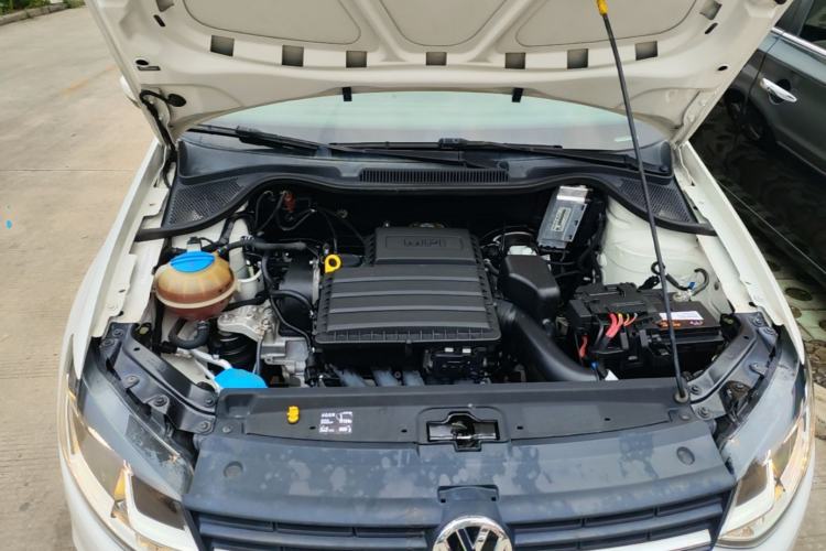 Used Volkswagen Polo 2016 1.6L Manual Comfort Model Engine Bay