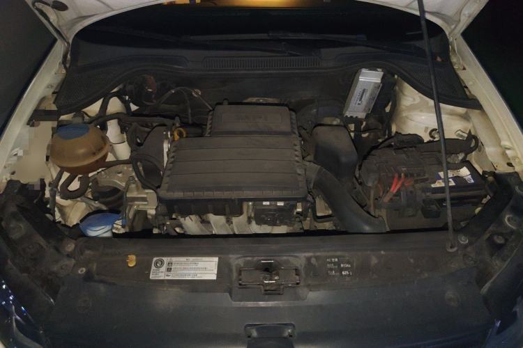 Used Volkswagen Polo 2016 1.6L Automatic Comfort Model Engine Bay